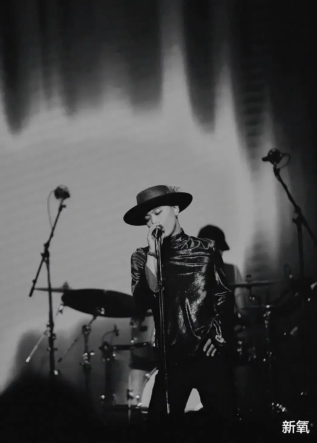 朱亚文|为什么他这张脸越野，越让人觉得高级