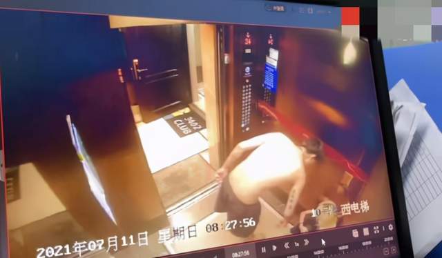 嗨情人|女网红遭男友家暴！头发被揪并狠砸门边，头撞裂5公分，流血5小时