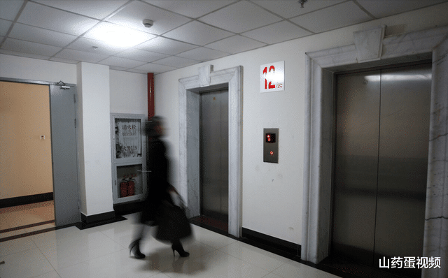 |一梯两户和两梯四户哪个更好？看过4点优劣再说，千万别被忽悠了
