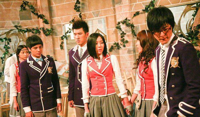 王一博|积压4年，王一博主演的校园爱情大剧，已成“请不到”的神仙阵容