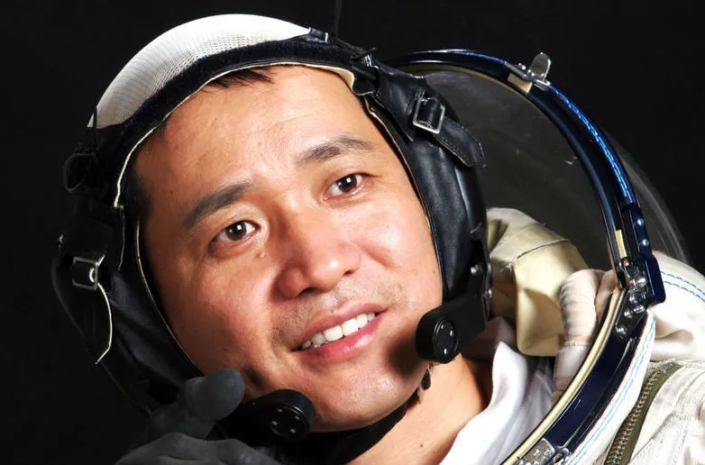 航天员 57岁三次上太空在轨飞行超100天，聂海胜的这个记录能保持多久？