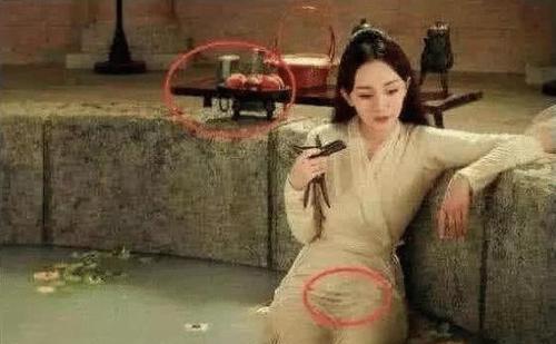 鲁智深|史上最“尴尬”穿帮镜头，鲁智深纹身掉色就忍了，杨幂那是啥？