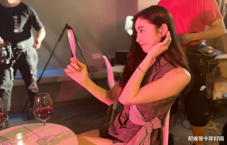 古力娜扎|霍尊被曝年底复出，好友透露他将对陈璐启动民事诉讼，恢复名誉