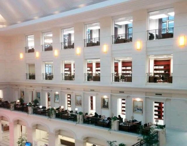 职场礼仪|新技能！大学生需要学会哪些职场礼仪？