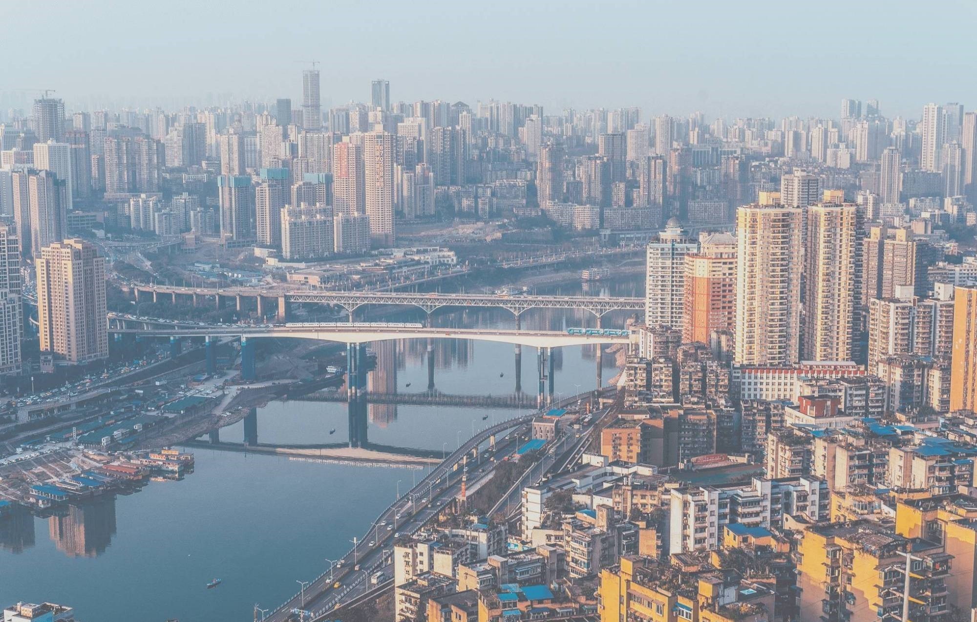 购房置业|楼市变天了！现在50万存银行和50万买房，10年后还是买房胜出吗？
