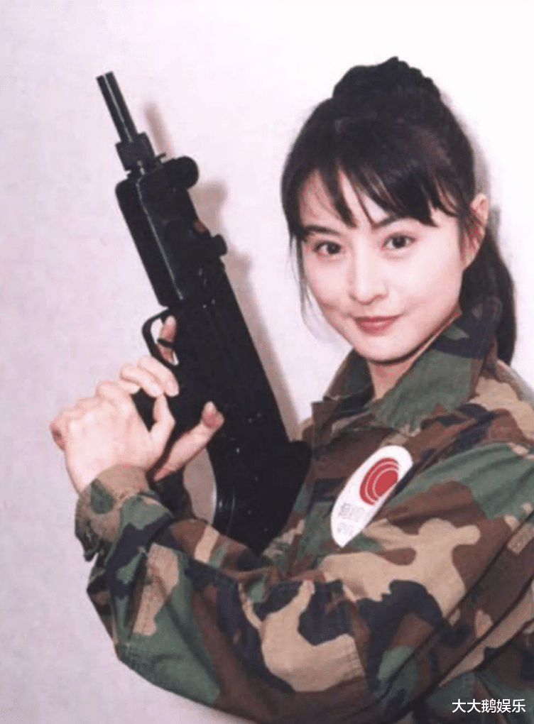 李赛凤|丈夫婚内出轨倒打一耙,让她身败名裂,李赛凤真的太惨了