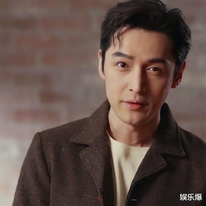 胡歌|当工作室被粉丝骂时，明星应该怎么做？胡歌的做法堪称教科书级别