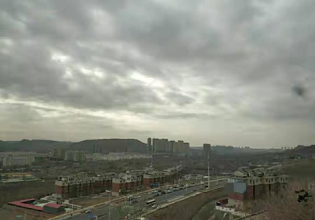 乌鲁木齐|乌鲁木齐依山而建的十大小区，哪一个是你家?