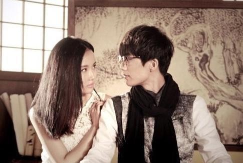 黄龄|故意气原配？黄龄和男友被拍恋情，其实这件事还有内情！