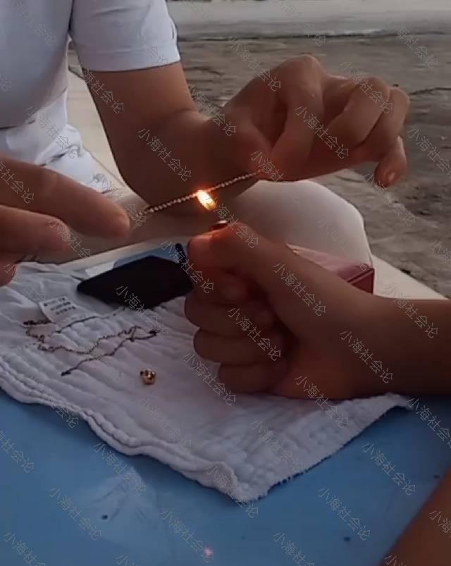 小海社会论|广西：女子2918买金项链，2秒被打火机烧断，商家：我有苦说不出
