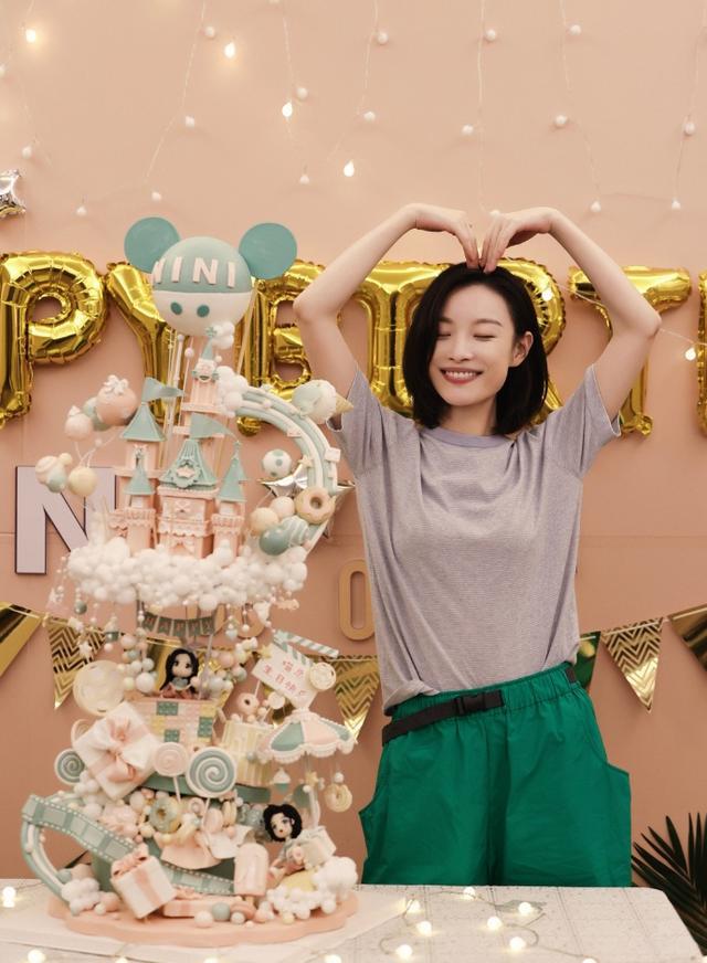 杨紫|Angelababy发文为倪妮庆生：生日快乐，想你了！