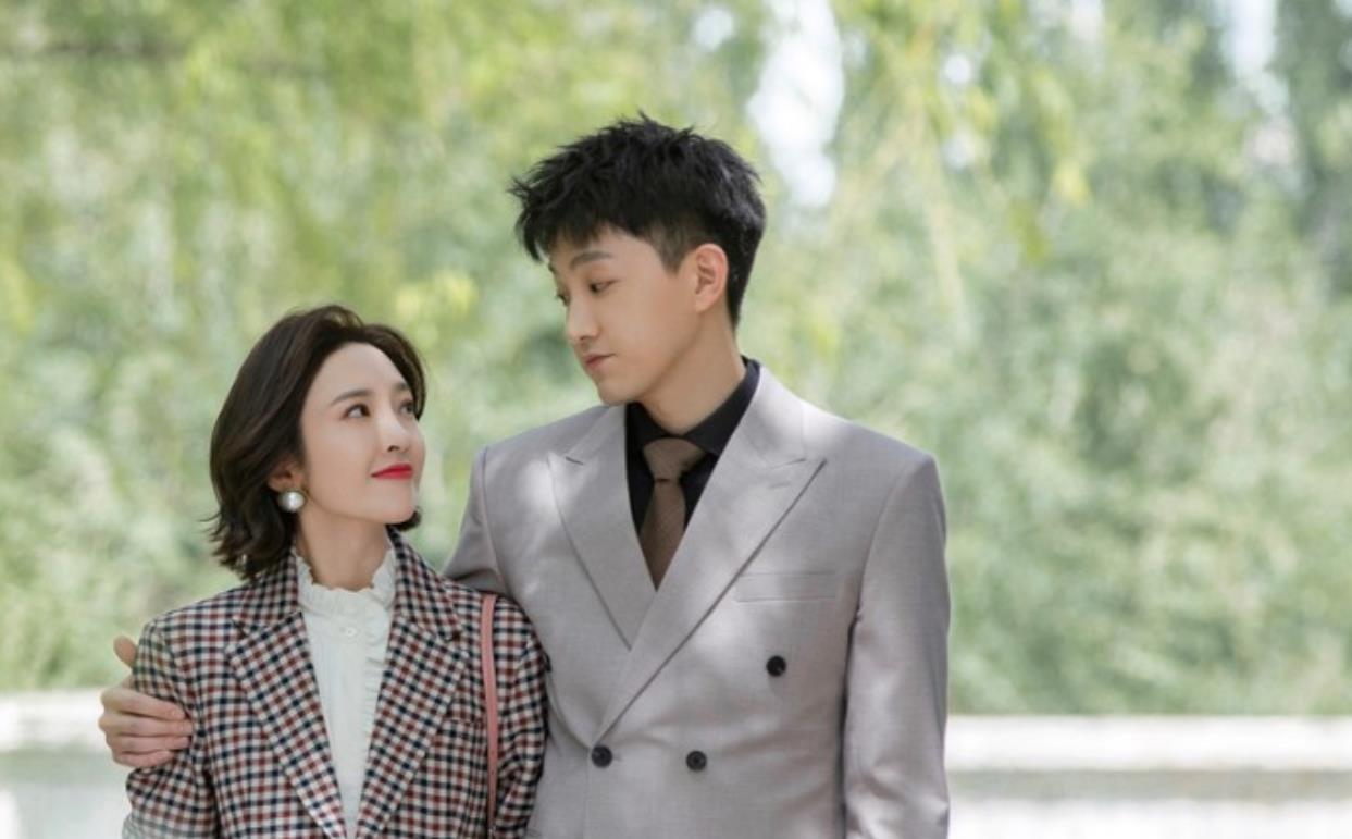 邱泽|小敏家：刘小捷经历了3个男人，2段婚姻，却成为了真正的赢家