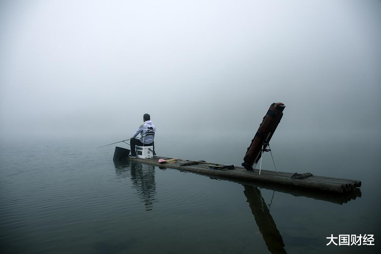 |男人的钱也很好赚？中年男人正撑起一个百亿蓝海市场