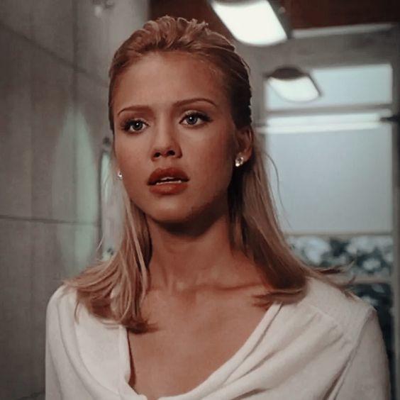 杰西卡·阿尔芭|全球最性感女人！17岁一夜爆红，极致美貌却被嘲票房毒药？