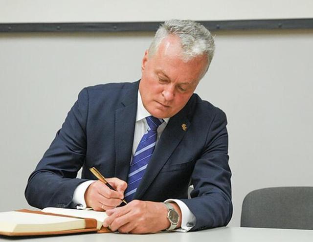 黑客|立陶宛的报应来了！外交部网站被黑客入侵，167.7万封文件泄露