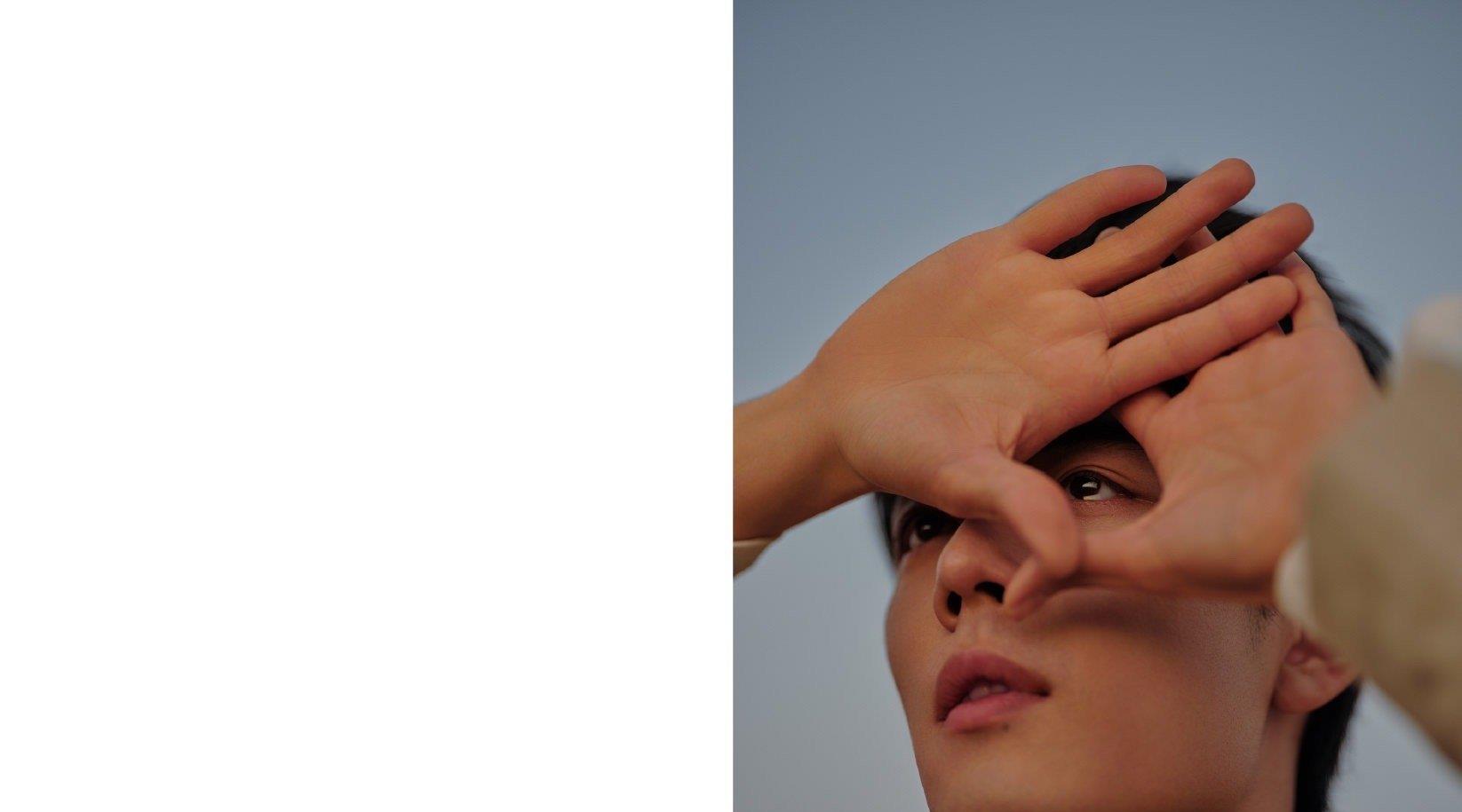 肖战|肖战生日工作室发18宫格,尺度大可爱已不值钱,《玉》生日照好仙