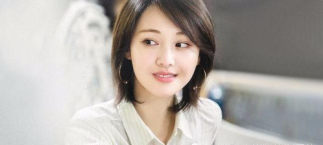 郑爽|无视广电“封杀令”，给予郑爽全新的身份，重庆四中法院到底咋想的！