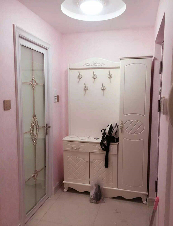 晒晒我的30㎡的单身公寓，粉色系列超软萌！还有一只可爱的仓鼠！