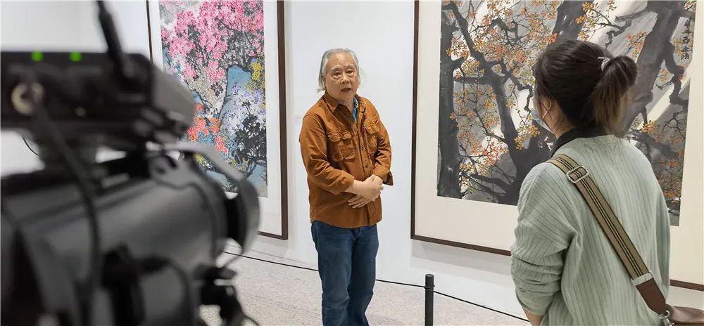 艺展中国 八位艺术家用艺术的神奇力量把“大美神农架”搬到了湖北美术馆