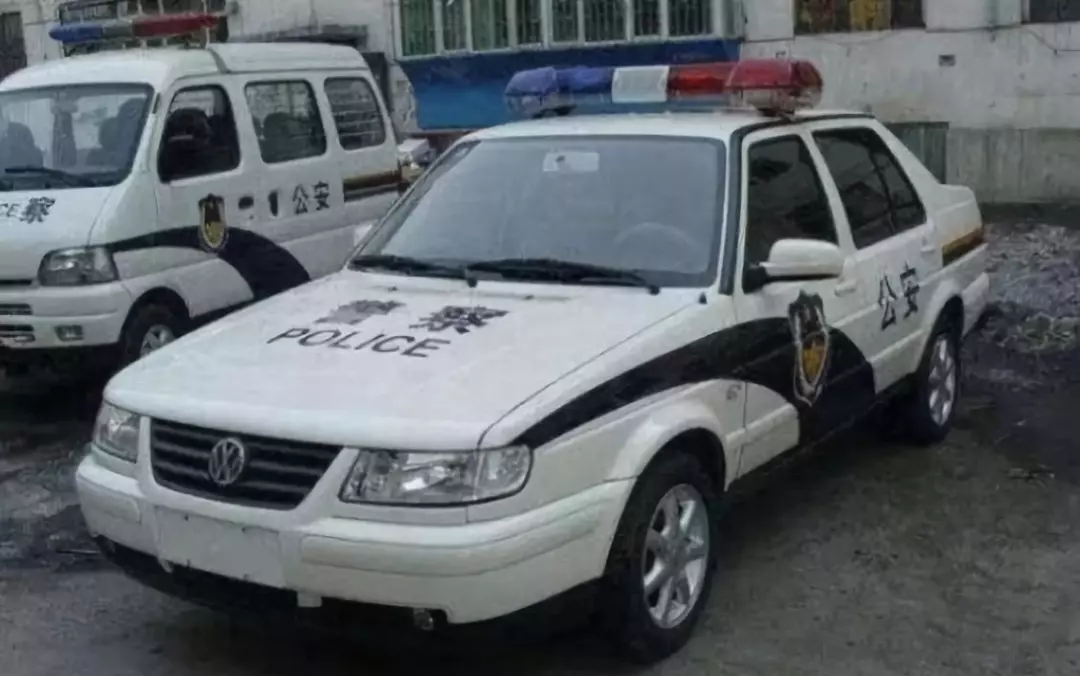 徐晓峰|中国警车“大换血”,日本汽车全部停用,公安部:新车更显大国威严!