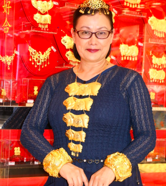 鲁振顺|63岁知名戏骨将首婚！壕掷60万买结婚钻戒，要求57岁女友喝药备孕