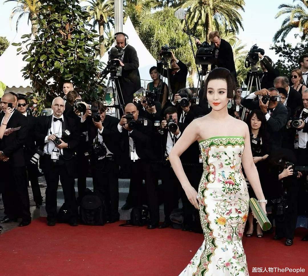 滤镜|10位戛纳红毯上的国内女星：有人手握作品艳压，有人蹭拍走光出丑