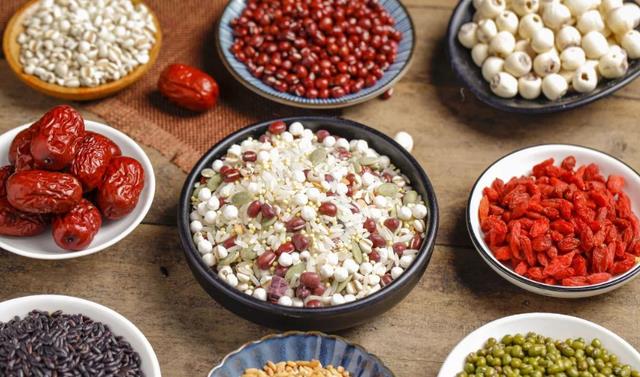 冬三九来临,腊八也就不远了,过了腊八就是年,这腊八有何说法吗