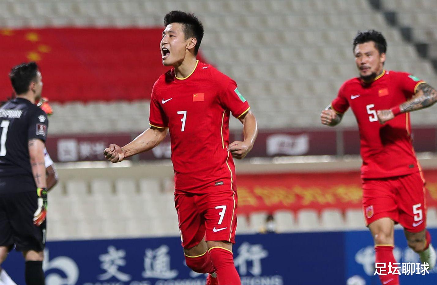 国足|6场6球！武磊踢疯了，国足还得靠他，下轮取胜=进12强区，CCTV5直播