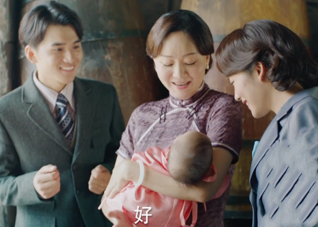 国家京剧院|《光芒》最阴险的人曝光,黄如虹早已看穿他真面目!蓝姐二婚凄惨