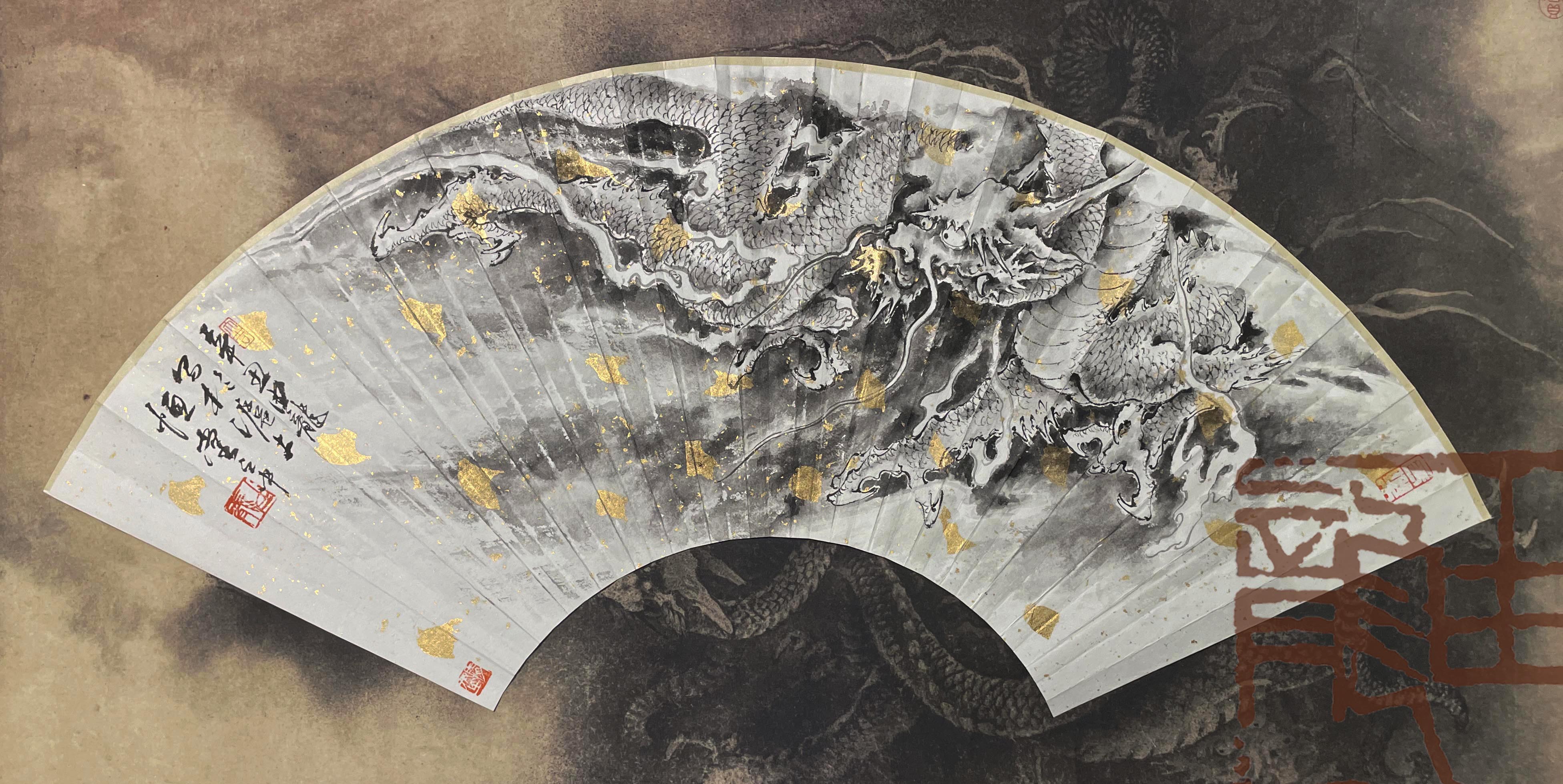 国画龙扇面由龙设计