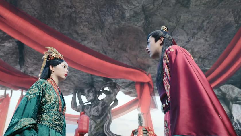 郭京飞|曹蔚宁在阿湘怀里离开时，劝你将弹幕关了，怕你又哭又笑太疯癫