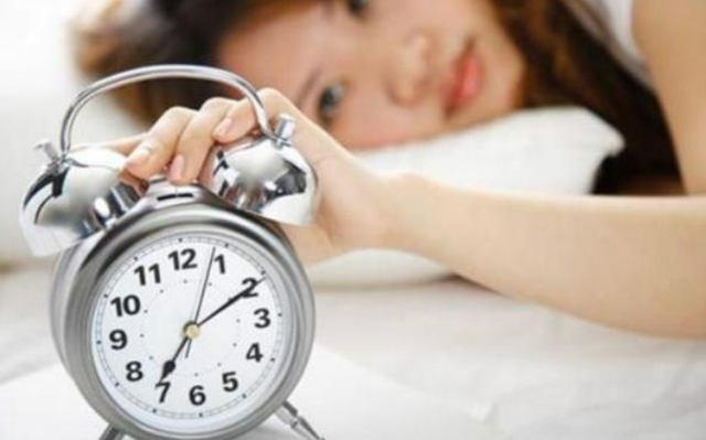 长裙|小沈阳妻子沈春阳瘦身成功，减肥35斤后，妥妥的白富美