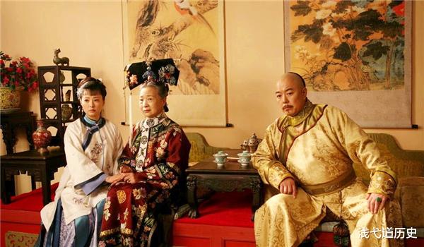 乾隆|乾隆路边吃瓜，说瓜农的瓜很甜，临走时突然下令：处死瓜农