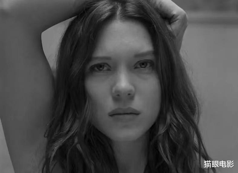 迪丽热巴|为演韦斯安德森电影！甜茶迷上大他37岁女人，007女星演狱警献身