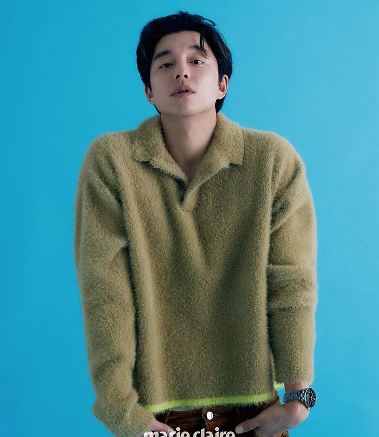 育邻人|组图：“不老男神”孔刘秋季杂志大片，温柔成熟笑容迷人