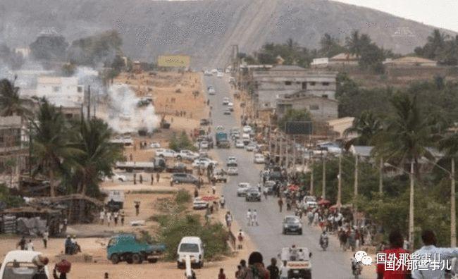 阿里 一家24口人一起吃完饭，结果竟全部身亡