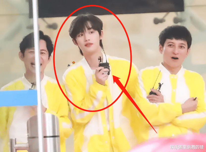 马嘉祺|差距大!丁程鑫考入北电后,马嘉诚也被名校录取,马嘉祺现状如何