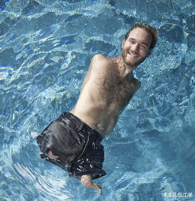 尼克·胡哲|尼克·胡哲：天生没手没脚，30岁娶小6岁娇妻，35岁生4胎