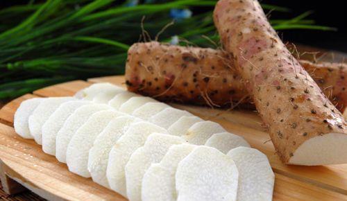 血糖|45岁男子血糖18.5到5.8，医生建议：常吃2种食物或对胰岛有好处