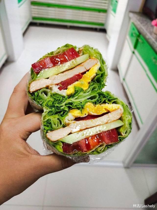 尹正|拍戏多年没大火，如今却靠“吃播”，成了明星美妆博主中的顶流？