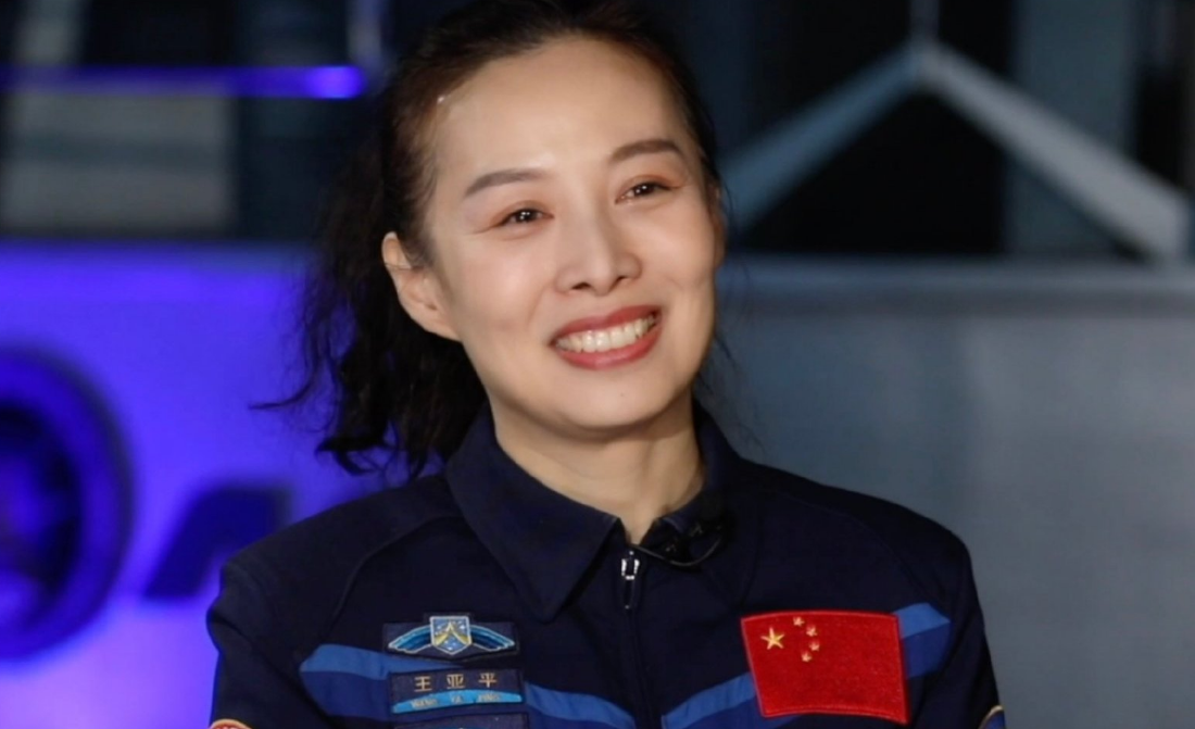 航天员队伍中为什么需要女性?女航天员在空间站怎么上厕所?