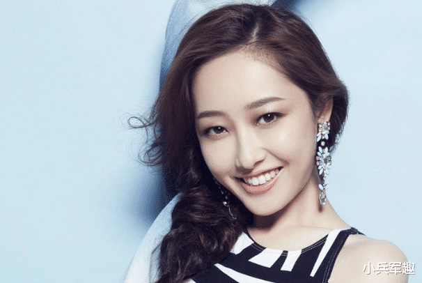 欧阳娜娜|凭借《红楼梦》出道的蒋梦婕，拥有清新的气质，还是舞蹈学院毕业