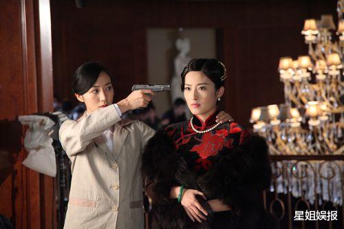 唐嫣|唐嫣大学室友兼伴娘，演过《延禧攻略》《芈月传》，出道17年都没火！