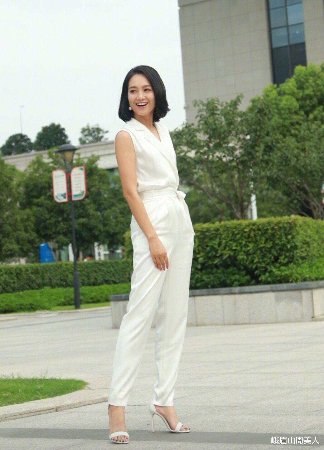 |短发女孩的夏天,就要多穿这几件“衣服”,气质上升不止一个档次