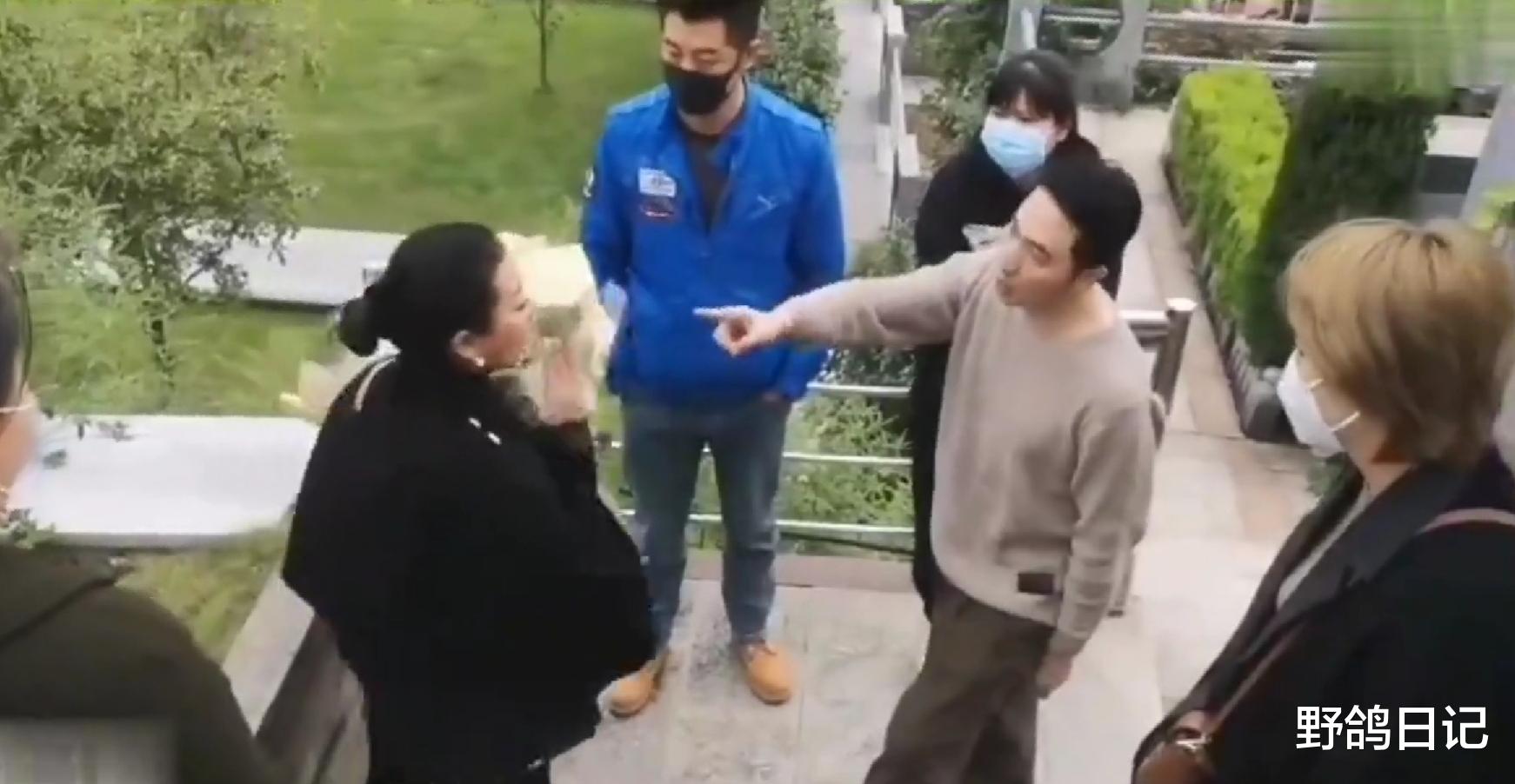 林生斌|10月22日，林生斌现身妻子朱小贞墓地与女主播千惠联合炒作？