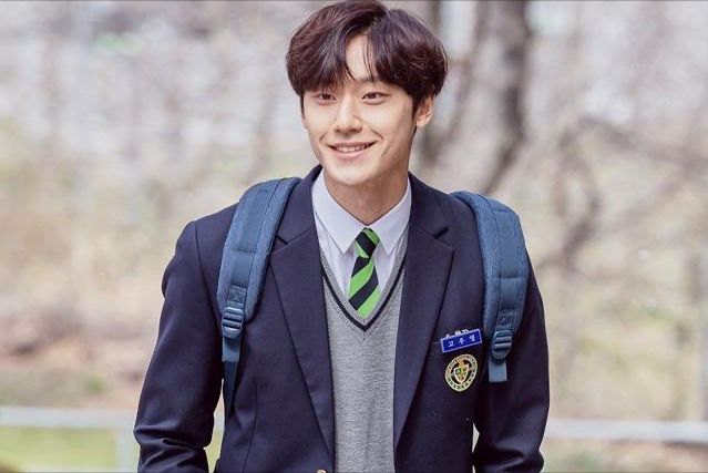 宋慧乔|宋慧乔确认出演网飞新剧，将搭档李到晛，合作男星越来越年轻