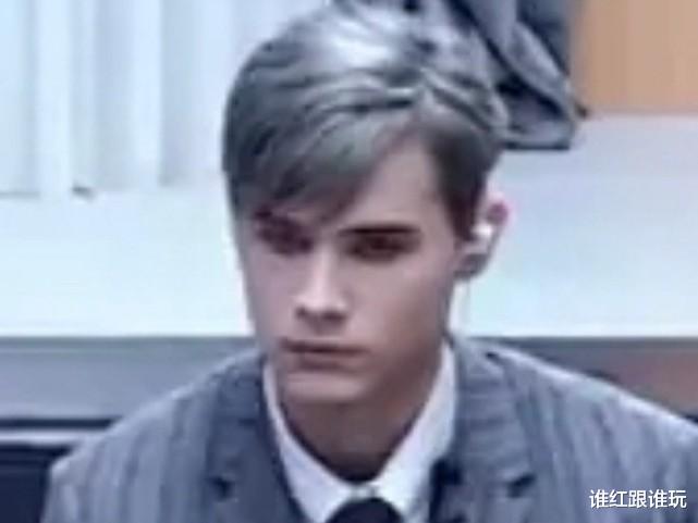 龚俊|龚俊和《创4》选手同框！高赞评论：演员就是比爱豆好看？