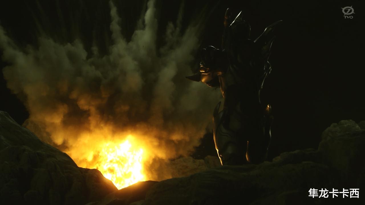 acgn漫评|特利迦奥特曼：黑暗特利迦限定闪耀形态 剑悟：完了我成替身了