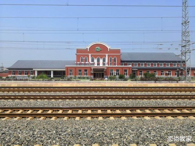 辽宁省 辽宁锦州的这个小镇，人口不足3万，却有着30多家洗浴城