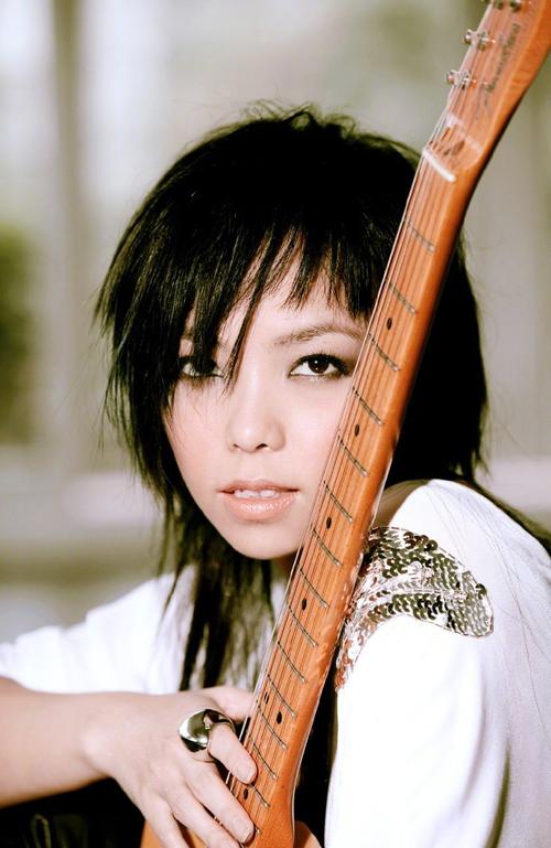 张惠妹|有一种“整容”叫张惠妹，减重60斤惊艳众人，网友：胖着玩玩！